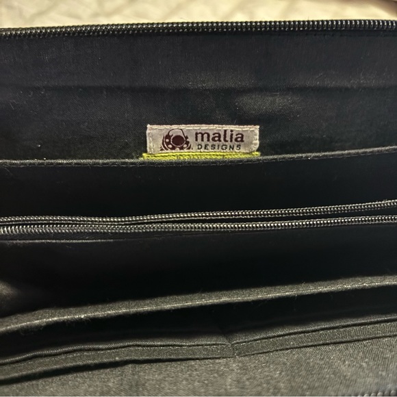 Malia Designs Made in Cambodia Recycled Wrislet Wallet in Pink - Picture 8 of 8